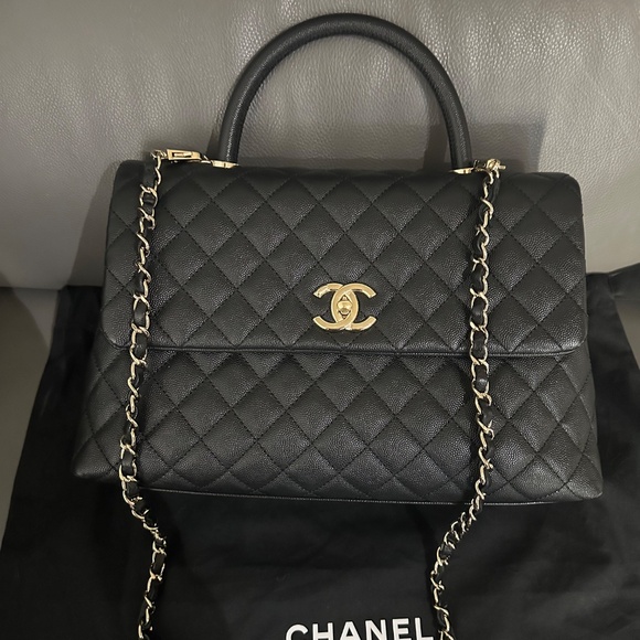 Chanel Coco - Picture 2 of 16